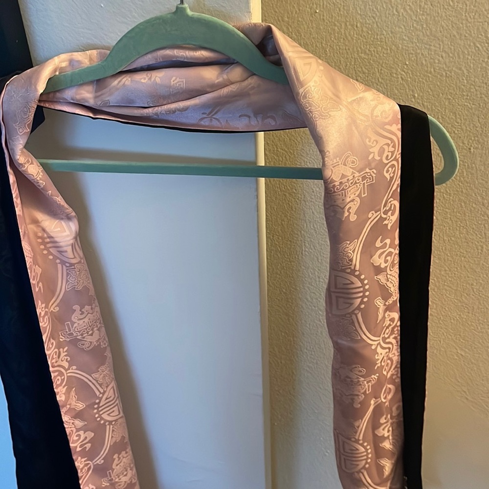 Reversible Japanese silk scarf with tassels